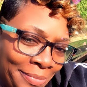 Meet your Posher, Tracy